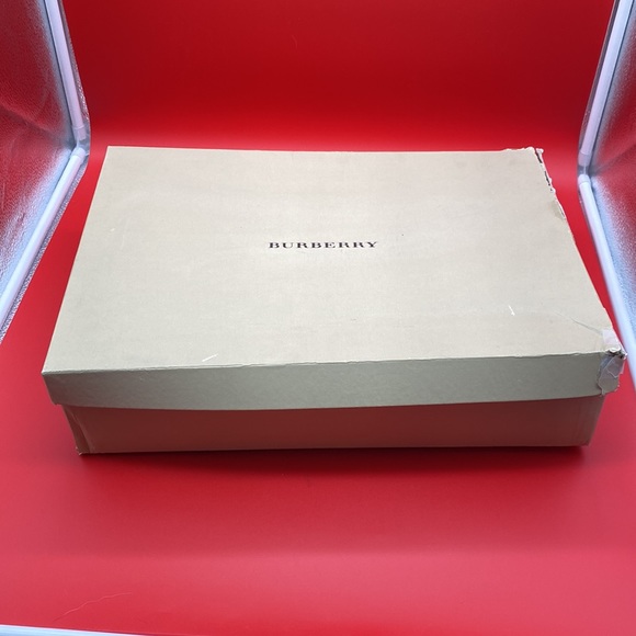 Burberry rubber rain boots. Size 37. Nova check pattern. Mid-calf. - Picture 6 of 6